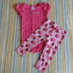 ⬇️ Gymboree Strawberry print outfit size 12-18m